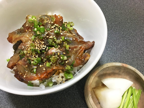 チヌ (黒鯛)のづけ丼